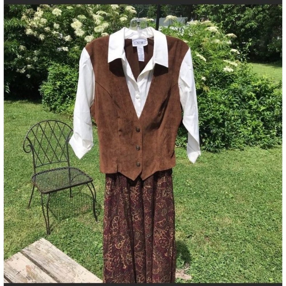 Women’s Equestrian Dress NWOT